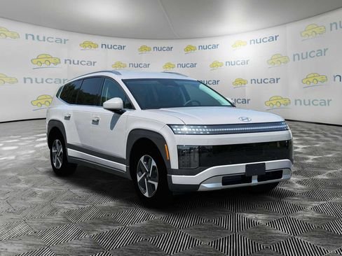 New 2026 Hyundai Ioniq 9 SE image 1