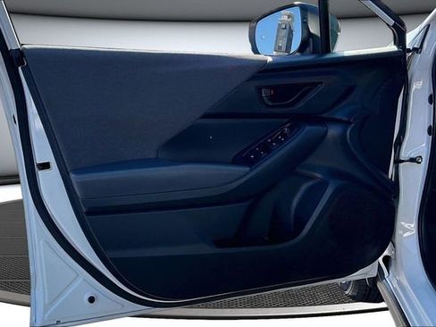 Used 2024 Subaru Crosstrek 2.0i Premium image 19