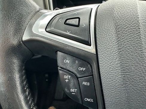 Used 2016 Ford Fusion SE w/ Equipment Group 202A image 23