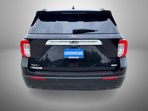Used 2020 Ford Explorer XLT AWD/4WD image 6