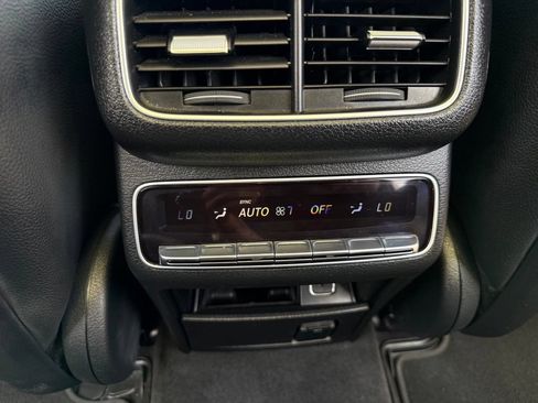 Used 2023 Mercedes-Benz GLS 450 4MATIC image 37