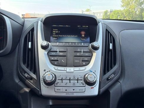 Used 2012 Chevrolet Equinox LT FWD image 30