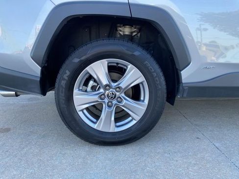 Certified 2025 Toyota RAV4 XLE image 20