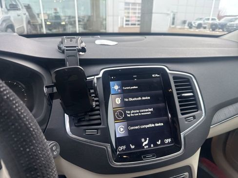 Used 2020 Volvo XC90 T6 Momentum image 13