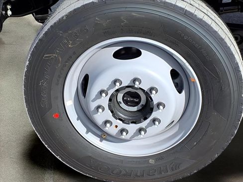 New 2026 Ford F600 4x4 Regular Cab Super Duty w/ XL Chrome Package image 25