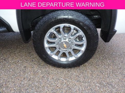 Used 2024 Chevrolet Silverado 2500 LTZ w/ LTZ Convenience Package image 11