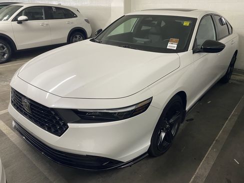 Used 2026 Honda Accord Sport image 2