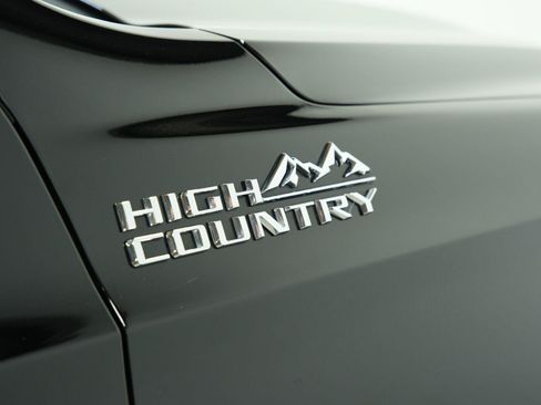 Used 2023 Chevrolet Tahoe High Country AWD/4WD image 30