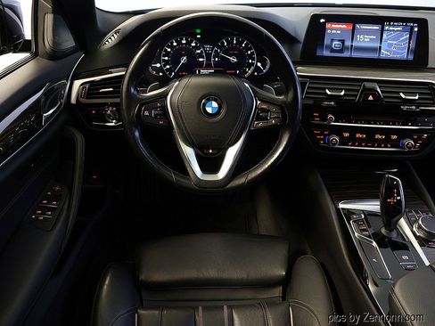 Used 2018 BMW 540i xDrive image 15
