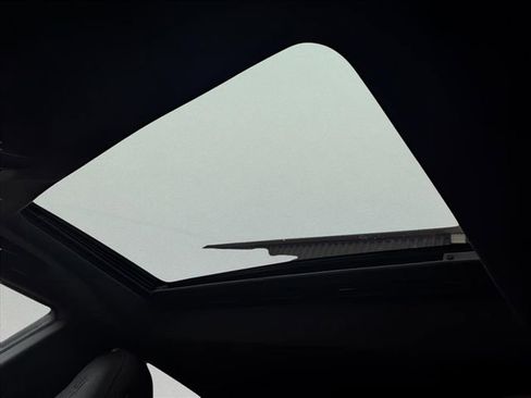 Used 2021 Maserati Ghibli Trofeo image 17