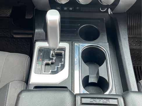 Used 2020 Toyota Tundra SR5 w/ SR5 Upgrade Package RWD image 18