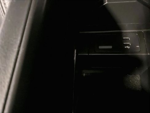 Used 2022 MAZDA CX-9 Touring image 27