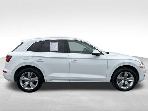 Used 2018 Audi Q5 2.0T Premium Plus w/ Premium Plus Package image 8