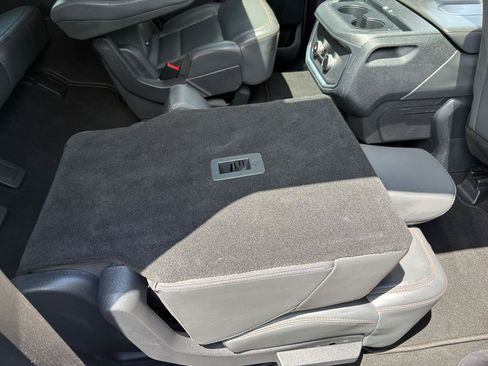 Used 2025 Ford Expedition Active AWD/4WD image 50