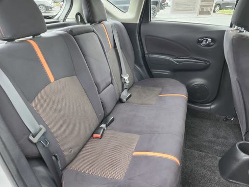Used 2018 Nissan Versa Note SR FWD image 18