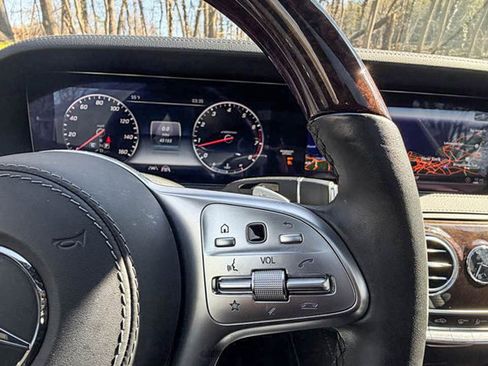 Used 2020 Mercedes-Benz S 560 4MATIC Sedan image 57