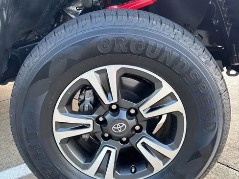Used 2023 Toyota Tacoma SR AWD/4WD image 14