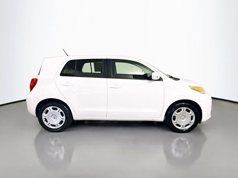 Used 2010 Scion xD image 8