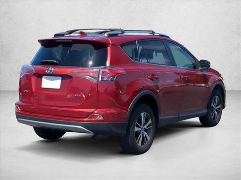 Used 2018 Toyota RAV4 XLE w/ Plus Extra Value Package FWD image 5