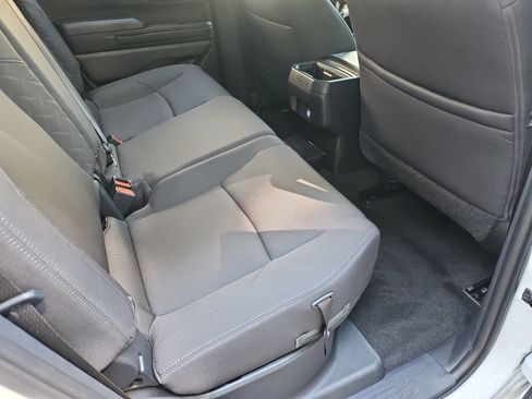 Used 2024 Toyota Tacoma SR5 w/ SR5 Upgrade Package RWD image 32