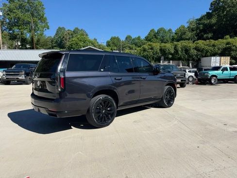 Used 2023 Cadillac Escalade Sport w/ LPO, ONYX Package AWD/4WD image 5