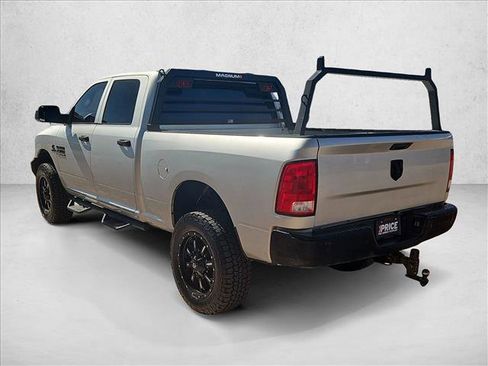 Used 2018 RAM 2500 Tradesman w/ Chrome Appearance Group image 7