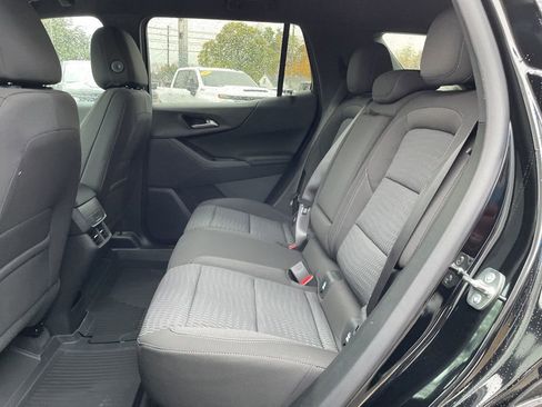 New 2026 Chevrolet Equinox LT FWD image 39