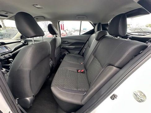 Used 2024 Nissan Kicks SV image 28