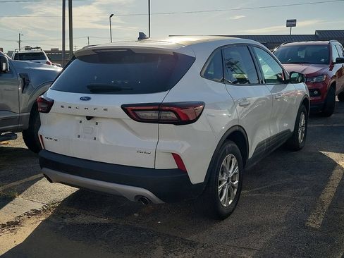 Used 2025 Ford Escape Active AWD/4WD image 4