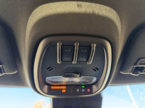 New 2026 Chevrolet Trax RS w/ Sunroof Package FWD image 24