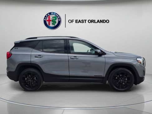Used 2020 GMC Terrain SLE w/ Elevation Edition AWD/4WD image 8