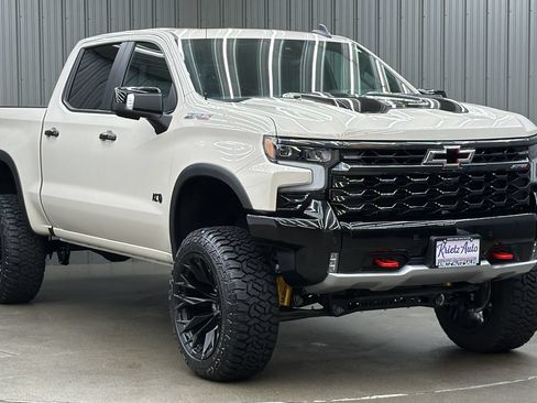 Used 2026 Chevrolet Silverado 1500 ZR2 AWD/4WD image 7