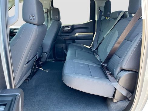 Used 2023 Chevrolet Silverado 1500 Custom image 23