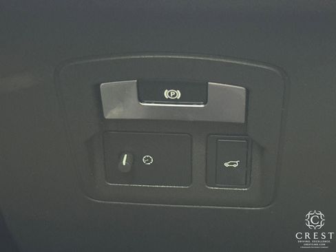 Used 2020 Land Rover Range Rover Velar R-Dynamic S image 28