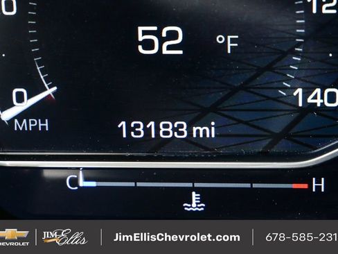 Used 2024 GMC Sierra 1500 Elevation image 9