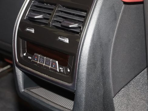 Used 2022 BMW X6 M50i w/ Executive Package image 15