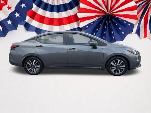 Used 2020 Nissan Versa SV FWD image 19