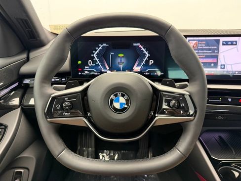 Used 2024 BMW 530i w/ Premium Package RWD image 10