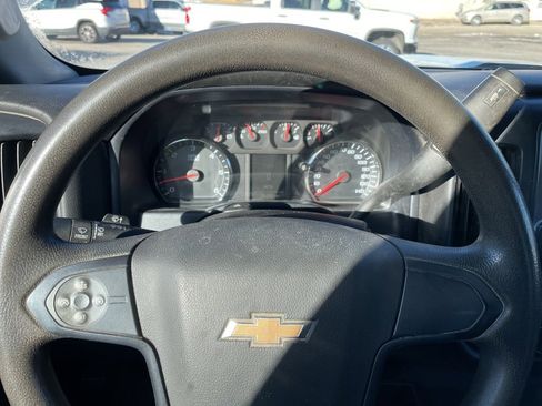 Used 2015 Chevrolet Silverado 2500 W/T w/ WT Convenience Package image 4