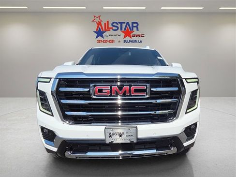 Used 2025 GMC Yukon Elevation w/ LPO, Floor Liner Package image 2