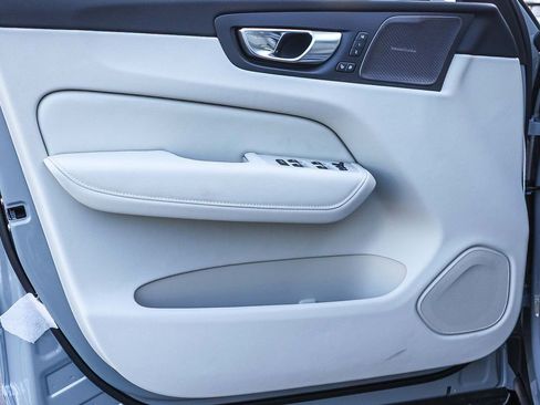 New 2026 Volvo XC60 B5 Ultra w/ Protection Package Premier image 23