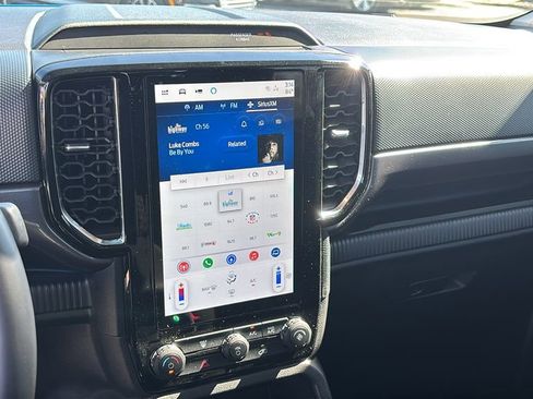 Used 2025 Ford Ranger XLT w/ Black Appearance Package image 19