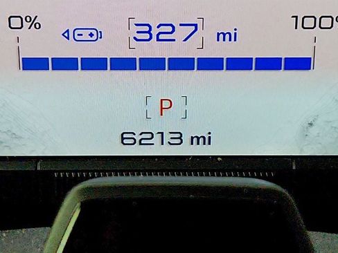 Used 2025 GMC Hummer EV 2X AWD/4WD image 14