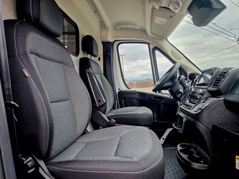 Used 2024 RAM ProMaster 3500 w/ Convenience Group image 12