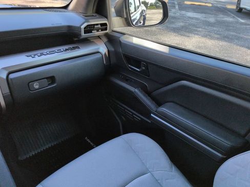 Used 2025 Toyota Tacoma SR5 RWD image 17