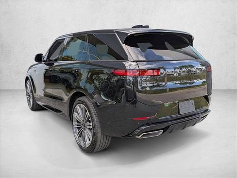 New 2026 Land Rover Range Rover Sport Dynamic SE AWD/4WD image 8