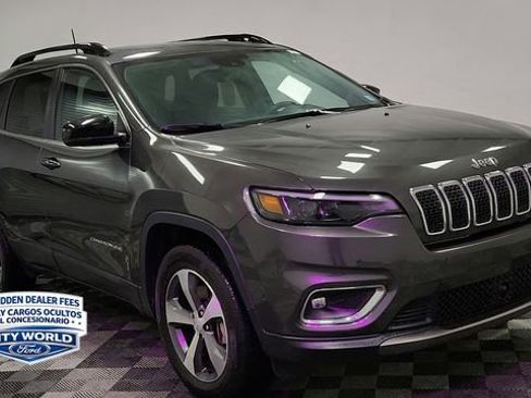 Used 2022 Jeep Cherokee Limited AWD/4WD image 3