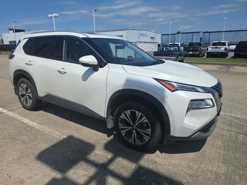 Used 2021 Nissan Rogue SV w/ Premium Package AWD/4WD image 7