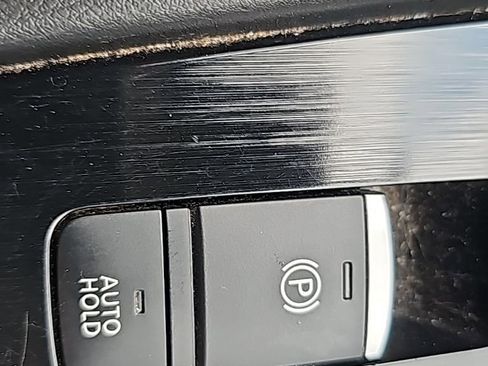 Used 2021 Nissan Rogue SV image 19