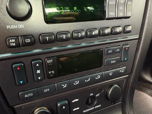 Used 2003 Ford Thunderbird RWD image 84